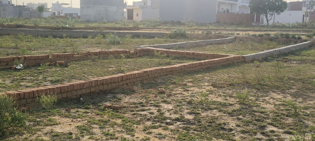 Plot For Sale in Saini