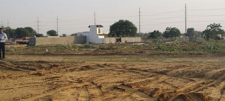 undefined, saini  200 Sq.Yd. Plot In Saini Greater Noida 10249259