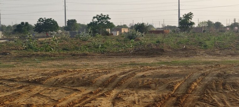 undefined, saini  200 Sq.Yd. Plot In Saini Greater Noida 10249259
