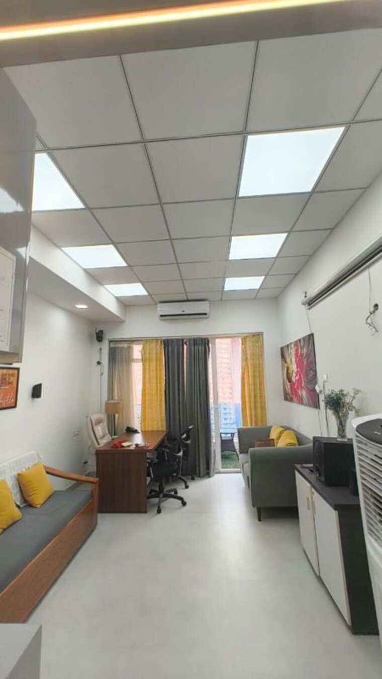 Floor Plan, gaur-city-mall Commercial Office Space 215 Sq.Ft. In Sector 4 Greater Noida Greater Noida 10249261