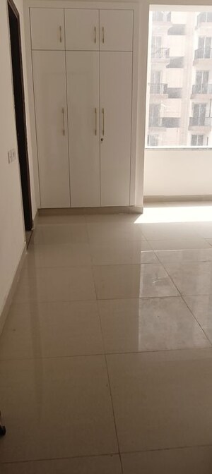 Building Lobby in 3 BHK Apartment at Amrapali Heartbeat City, Sector 107 – for Sale