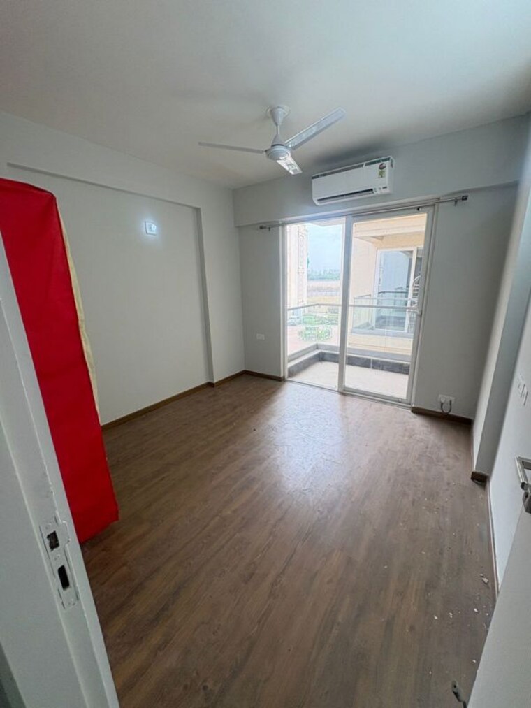 Room, signature-global-city 3 Bedroom 1555 Sq.Ft. Apartment In Sector 37d Gurgaon 10249278