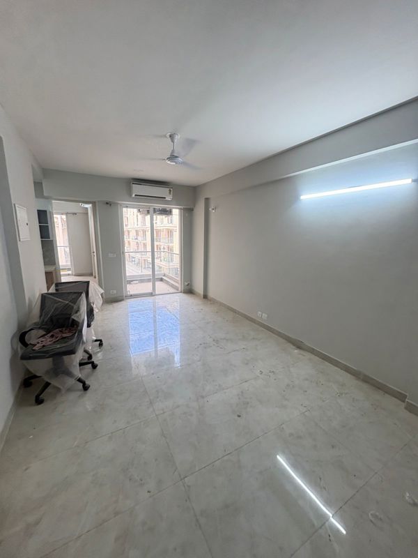 3 BHK Apartment For Rent in Signature Global City