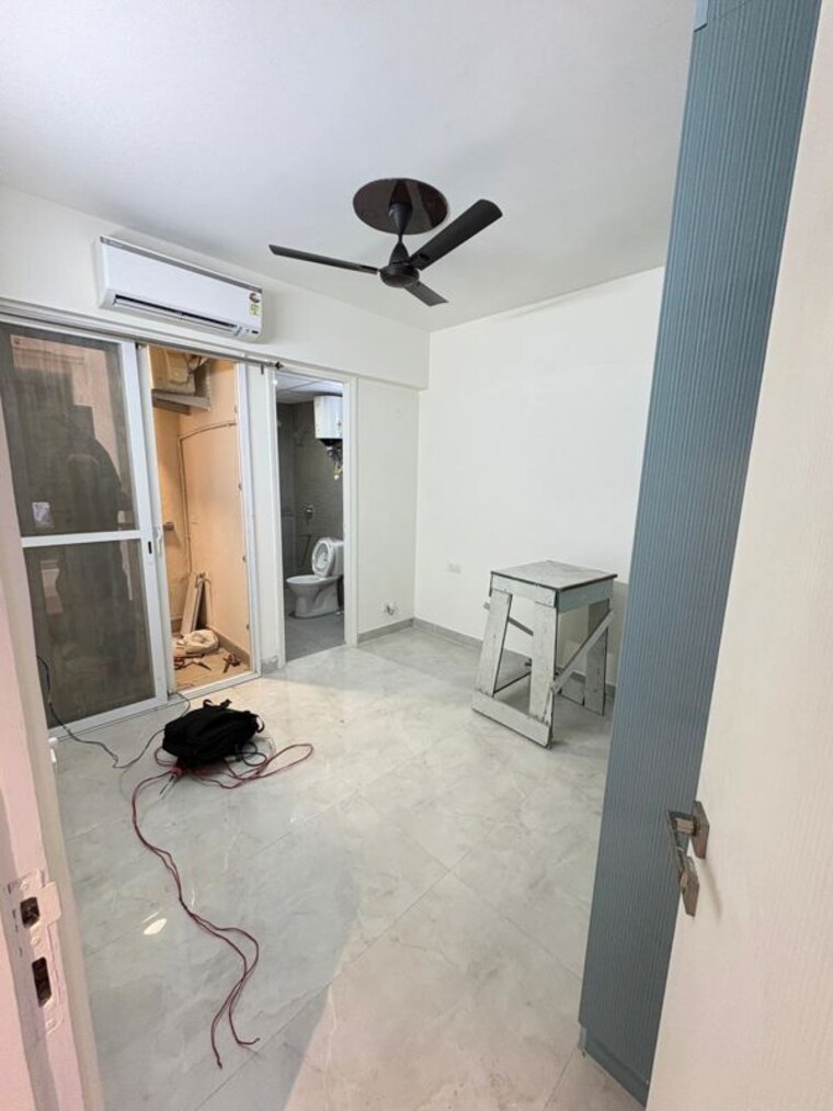 Master Bedroom, signature-global-city 3 Bedroom 1809 Sq.Ft. Apartment In Sector 37d Gurgaon 10249282