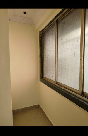 Room in 2 BHK Apartment at Sai Vihar Chs Kalwa, Kalwa – for Rent