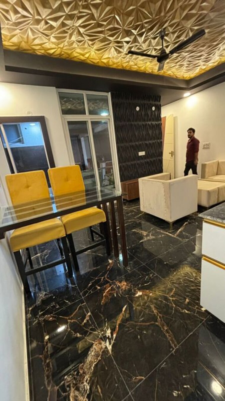 Team Area, gaur-city-center Commercial Office Space 2000 Sq.Ft. In Sector 4 Greater Noida Greater Noida 10249295