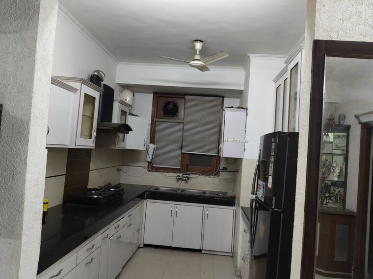 Kitchen, penta-homes 2 Bedroom 1200 Sq.Ft. Apartment In Vip Road Zirakpur 10249293