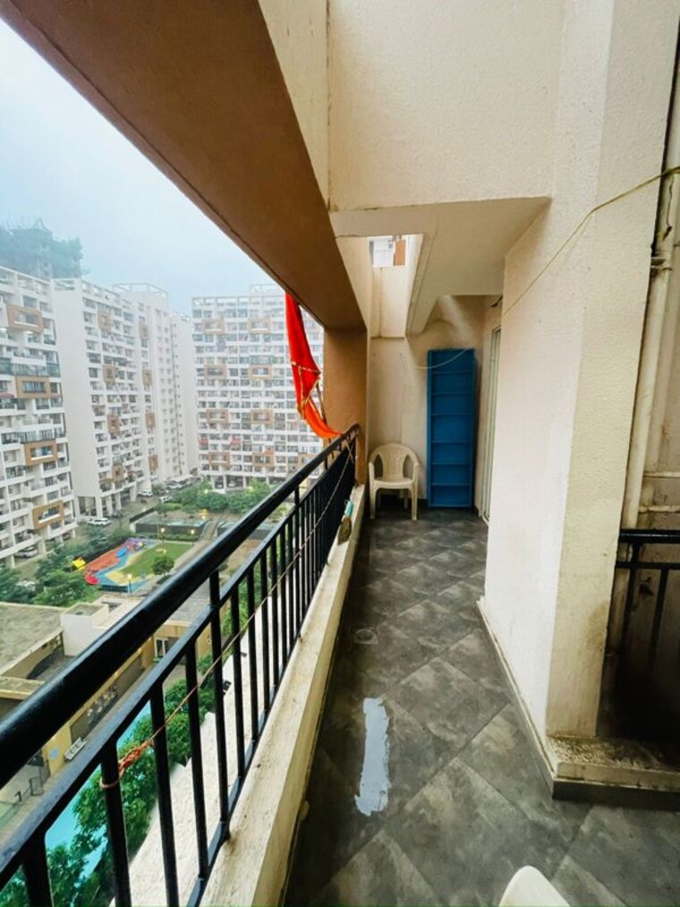 Balcony, puranik-abitante 2 Bedroom 758 Sq.Ft. Apartment In Bavdhan Pune 10249333