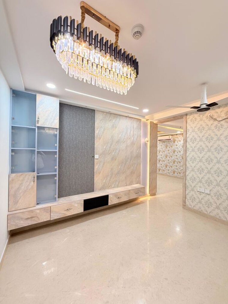 Room, park circus 3 Bedroom 1400 Sq.Ft. Builder Floor In Park Circus Kolkata 10201375