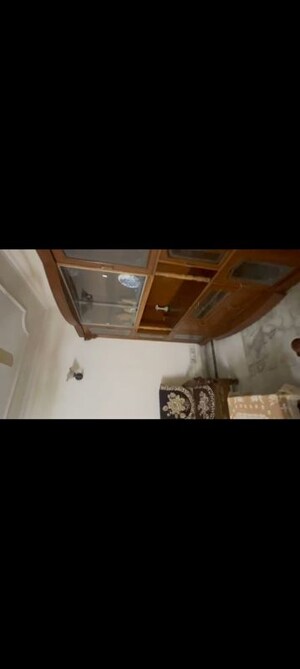 Furnished Amenities in 3 BHK Apartment at RWA Apartments Sector 51, Sector 51 – for Rent