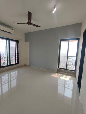 Room in 2 BHK Apartment at Mayfair Hillcrest, Powai – for Rent
