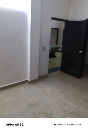 Room in 3 BHK Independent House at RWA Apartments Sector 41, Sector 41 – for Rent