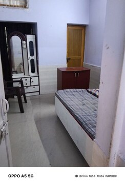 2 BHK Independent House For Rent in Arun Vihar Sector 37