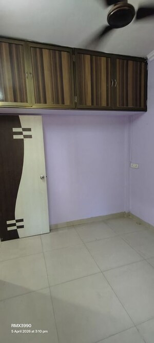 Room in 1.5 BHK Apartment at Bhandup Swastik Apartment, Bhandup East – for Rent