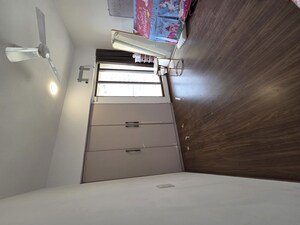 Room in 3 BHK Apartment at Cosmos Horizon Phase 2, Pokhran Road No Two – for Rent