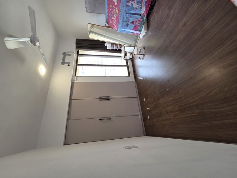 Room, cosmos-horizon-phase-2 3 Bedroom 900 Sq.Ft. Apartment In Pokhran Road No Two Thane 10249444