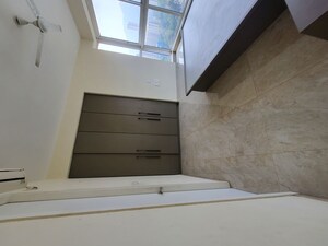 Furnished Amenities in 3 BHK Apartment at Tata Serein, Pokhran Road No Two – for Rent