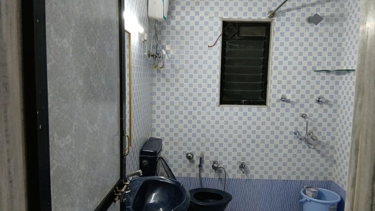Bathroom, nerul sector 17 Pg For Boys & Girls In Nerul Sector 17 10249479