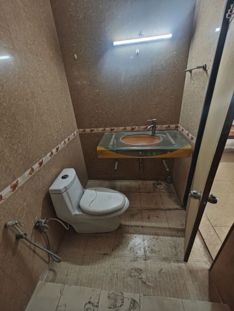 Bathroom, kalash-sankalp 3 Bedroom 1550 Sq.Ft. Apartment In Nerul Navi Mumbai 10249475