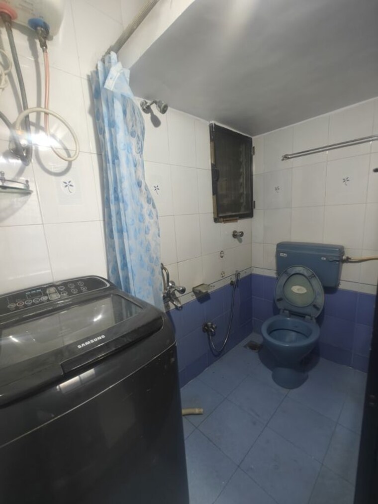 Attached Bathroom, kalash-sankalp 3 Bedroom 1550 Sq.Ft. Apartment In Nerul Navi Mumbai 10249475