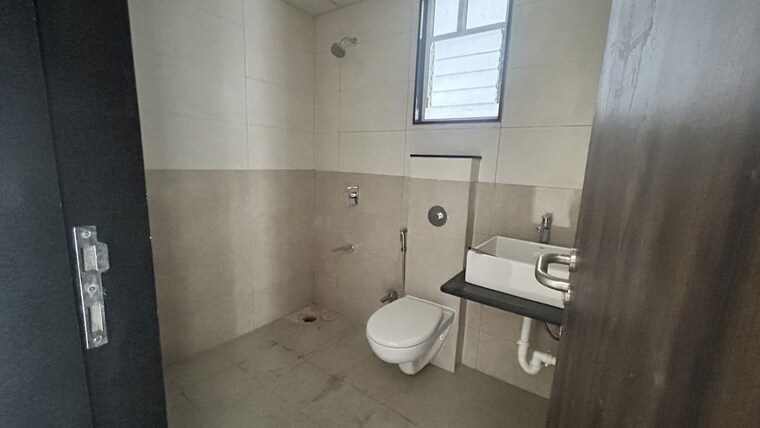 Bathroom, paranjape-gloria-grand 3 Bedroom 1520 Sq.Ft. Apartment In Bavdhan Pune 10249481