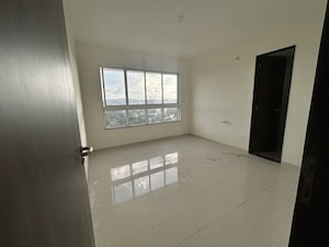 Room in 3 BHK Apartment at Paranjape Gloria Grand, Bavdhan – for Sale