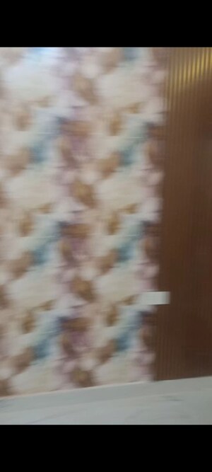 Room in 3 BHK Builder Floor at Kakrola – for Sale