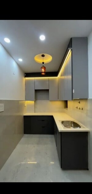 Furnished Amenities in 2 BHK Builder Floor at Dwarka Mor – for Sale