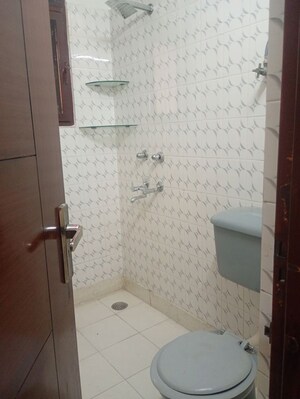 Bathroom in 3 BHK Apartment at Sector 4 Dwarka – for Rent