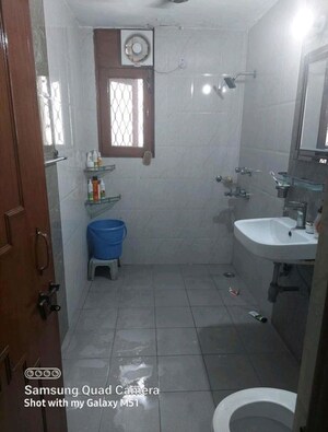 Bathroom in 3 BHK Apartment at Sector 12 Dwarka – for Rent