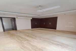 Room in 3 BHK Builder Floor at Chattarpur – for Sale