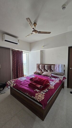 Bedroom in 2 BHK Apartment at Lodha Amara, Kolshet Road – for Sale