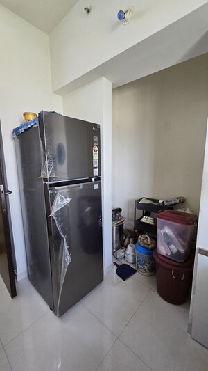 Furnished Amenities in 2 BHK Apartment at Lodha Amara, Kolshet Road – for Sale