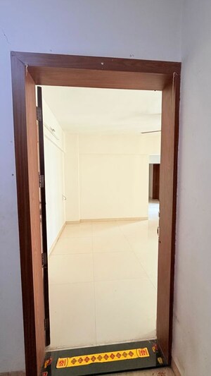 Bathroom in 3 BHK Apartment at Bhalerao Savannah Hills, Bavdhan – for Sale