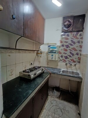 Kitchen in 1 BHK Builder Floor at Malviya Nagar – for Rent