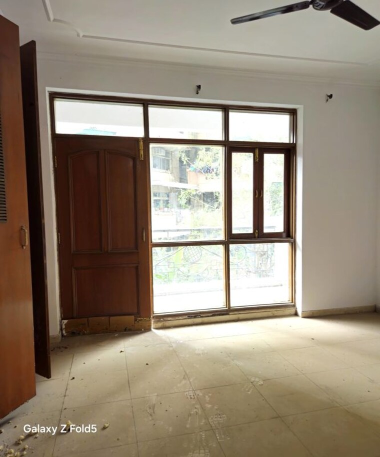 Room, sector 12 dwarka 3.5 Bedroom 2200 Sq.Ft. Apartment In Sector 12 Dwarka Delhi 10249548