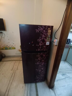 Furnished Amenities in 1 BHK Builder Floor at Malviya Nagar – for Rent