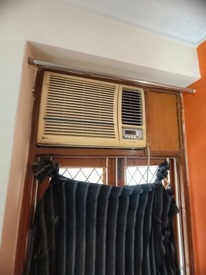 Furnished Amenities in 1 BHK Builder Floor at Malviya Nagar – for Rent