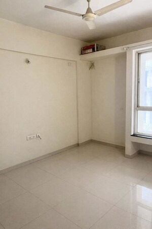 Room in 2 BHK Apartment at Nyati Esplanade, Bavdhan – for Sale