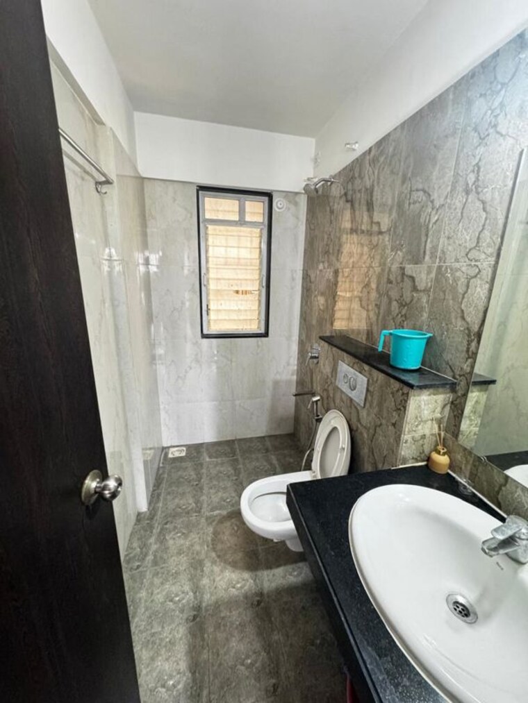 Bathroom, nyati-esplanade 2 Bedroom 1250 Sq.Ft. Apartment In Bavdhan Pune 10249568