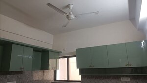 Room in 2.5 BHK Apartment at Candeur 40, Miyapur – for Rent