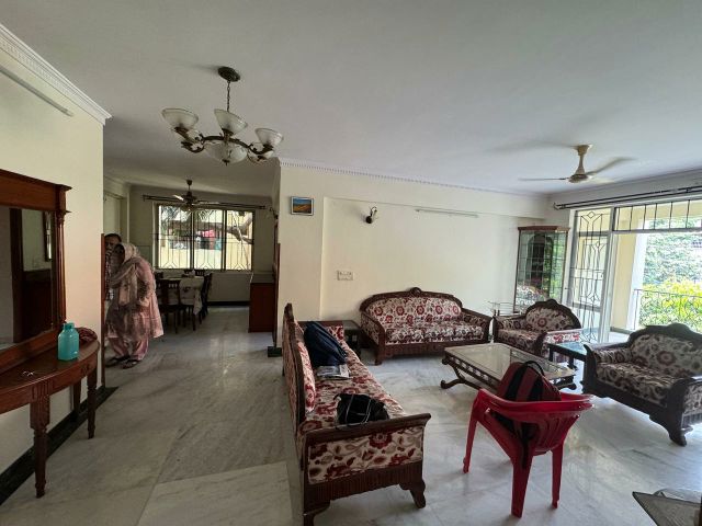 3.5 BHK + Servant Room Apartment For Sale in Regency Salma