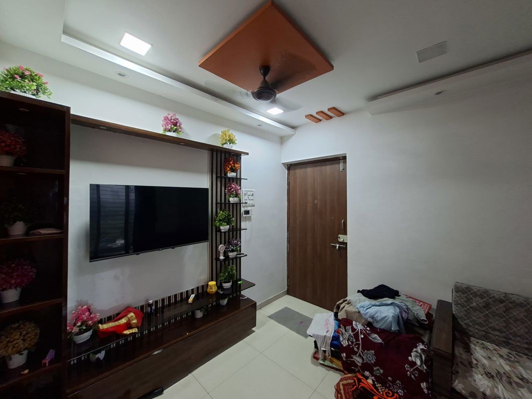1 BHK + Extra Room Apartment For Rent in Raunak Bliss B1