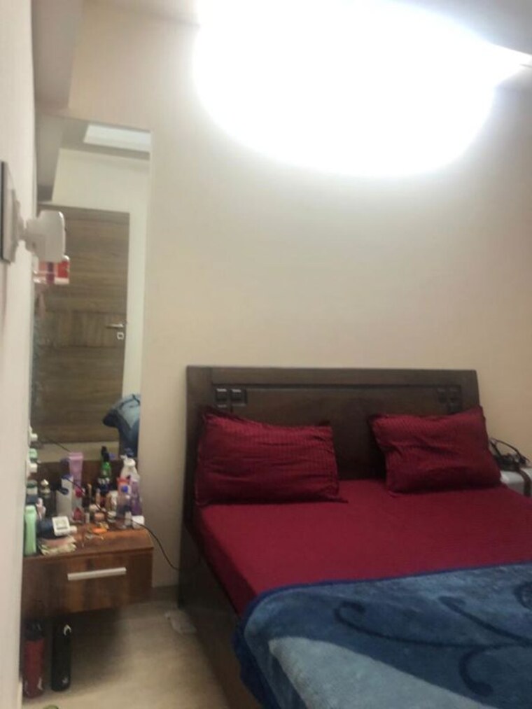 Bedroom, palacia-kingston-phase-2 2.5 Bedroom 811 Sq.Ft. Apartment In Ghodbunder Road Thane 10249633