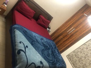 Bedroom in 2.5 BHK Apartment at Palacia Kingston Phase 2, Ghodbunder Road – for Sale