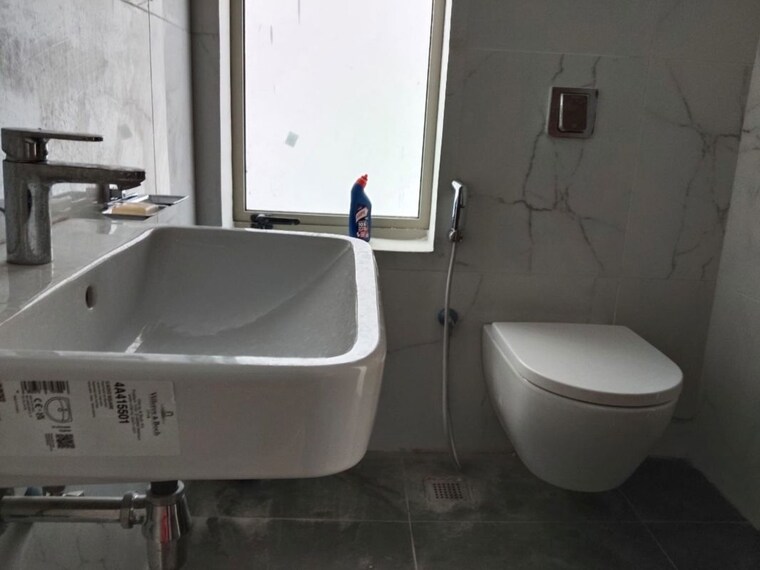 Bathroom, hallmark-treasor 3 Bedroom 2140 Sq.Ft. Apartment In Narsingi Hyderabad 10249585
