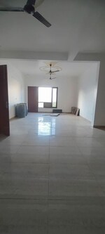 4 BHK 4500 Sq.Ft. Builder Floor in Sector 85