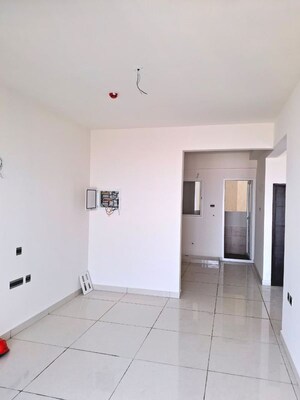 Room in 3 BHK Apartment at Candeur Crescent, Serilingampally – for Sale