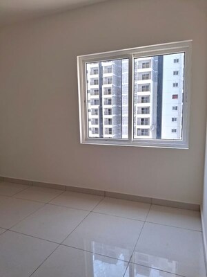 Room in 3 BHK Apartment at Candeur Crescent, Serilingampally – for Sale