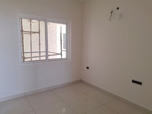 Room in 3 BHK Apartment at Candeur Crescent, Serilingampally – for Sale
